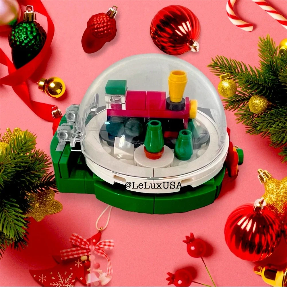 LEGO Limited Edition Christmas Holiday Train Snow Globe/Lego 6547924,90 PCs, NEW